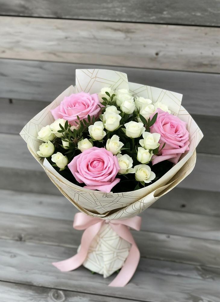 Букет цветов из: Розы в Верхней Кугульте