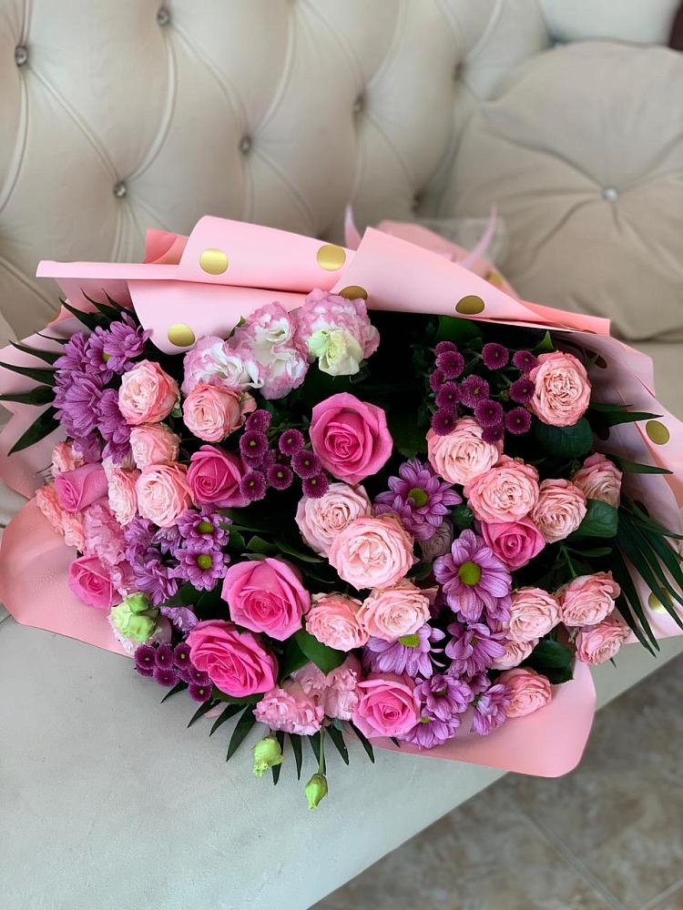 Букет цветов из: Хризантемы, Розы и Лизиантусы в Верхней Кугульте