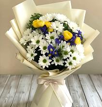 Букет цветов из:  Ирисы, Хризантемы и Розы #REPLACE_PRED# Верхней Кугульте