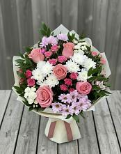 Букет цветов из:  Альстромерии, Гвоздики, Розы и Хризантемы в Верхней Кугульте