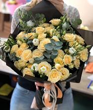 Букет цветов из:  Розы и Лизиантусы в Верхней Кугульте