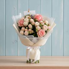 Букет цветов из:  Розы в Верхней Кугульте